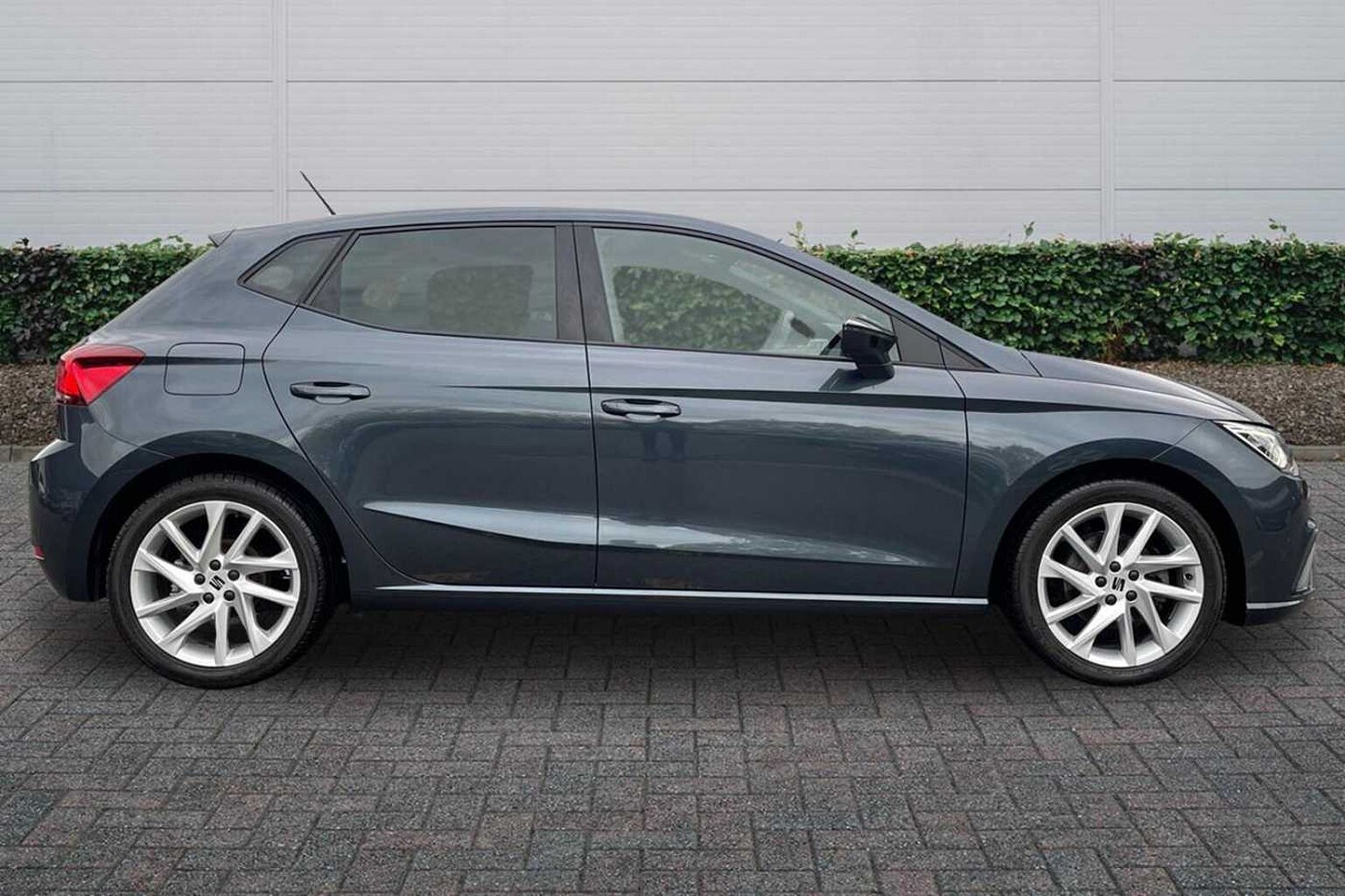 SEAT Ibiza 1.0 TSI 110 FR 5dr DSG