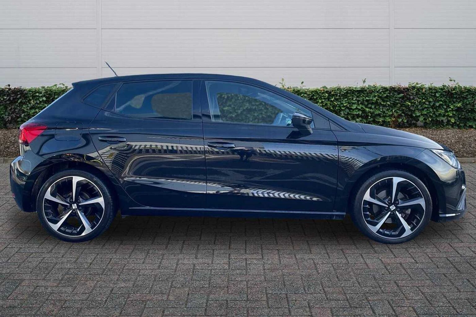 SEAT Ibiza 1.0 TSI 110 FR Sport 5dr*Performance alloys*