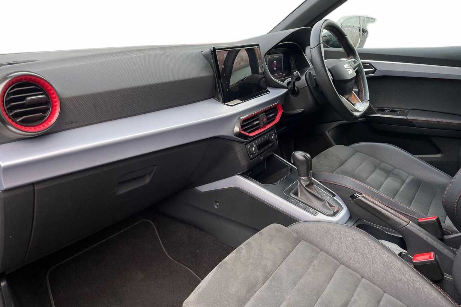 SEAT Arona 1.0 TSI 110 FR Sport 5dr DSG*Performance alloys, Heated seats*