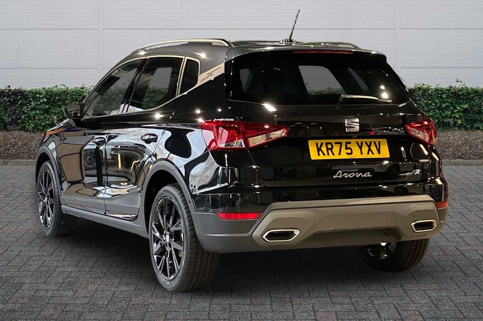 SEAT Arona 1.0 TSI 115 FR Black Edition 5dr*Heated seats, DELIVERY MILES*