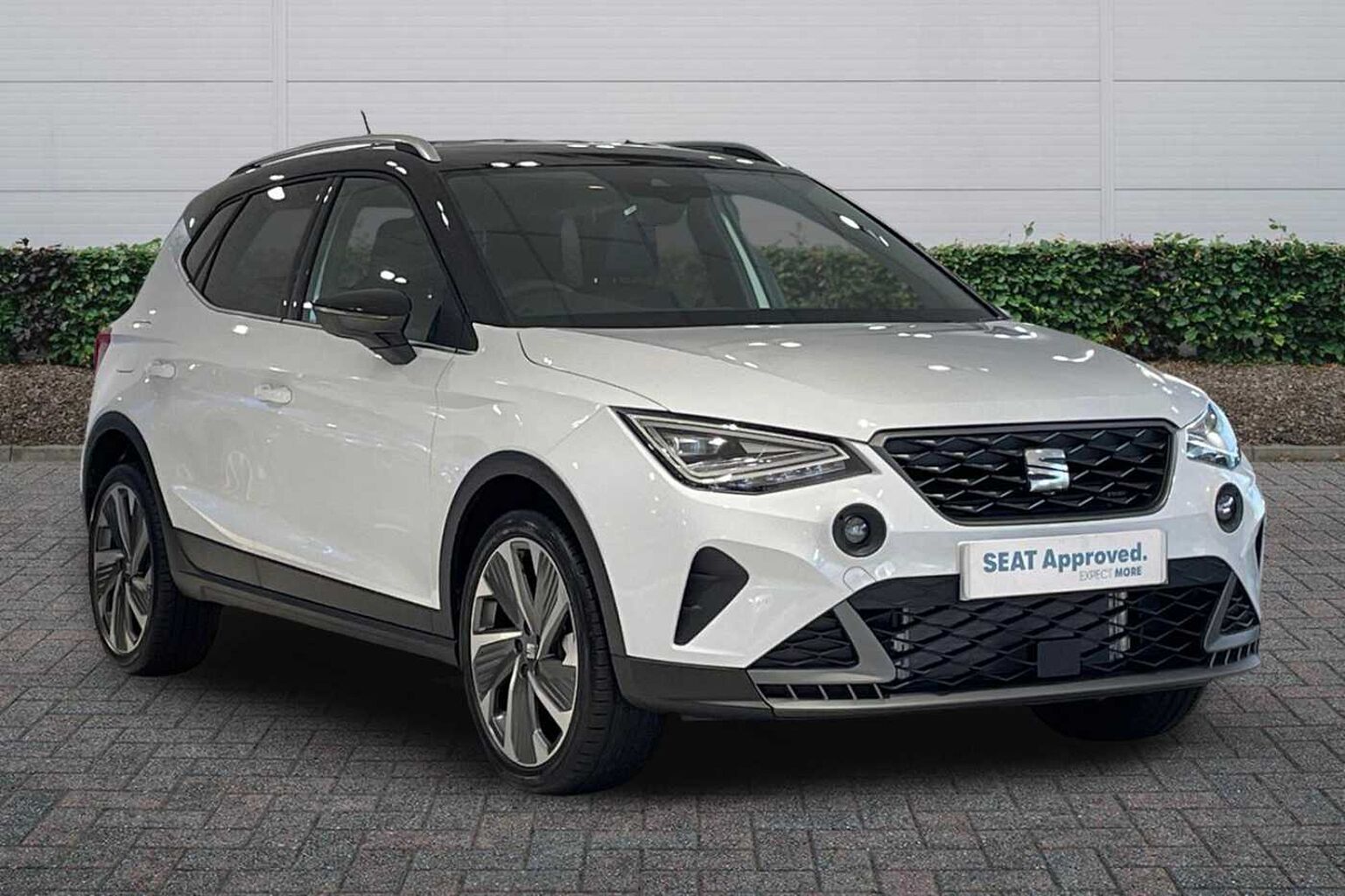 SEAT Arona 1.0 TSI 115 FR Sport 5dr*heated seats, Performance alloys, DELIVERY MILES*