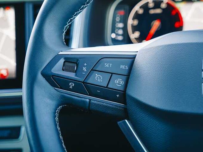 SEAT Ateca Estate 1.5 TSI EVO Xperience Lux 5dr DSG*Exclusive alloys, Heated seats*